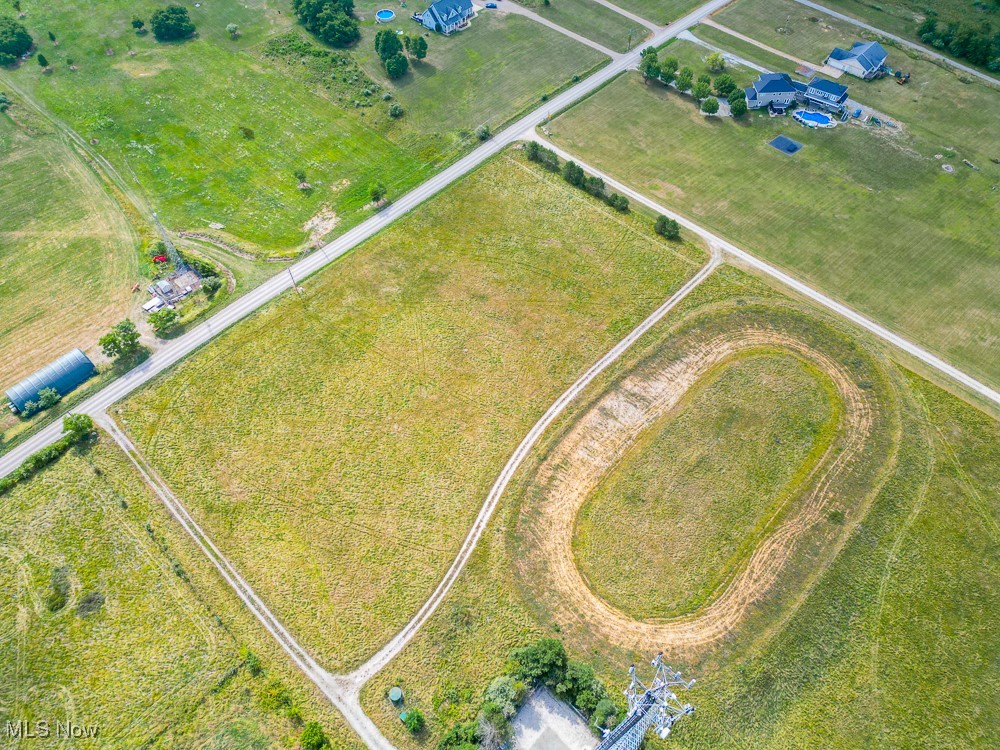 Day Avenue, Navarre, Ohio image 36