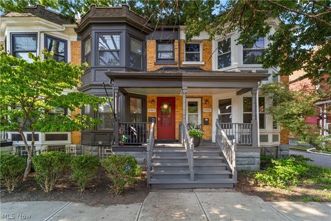 Townhouse For Sale - 6402 Bridge Avenue<br/> Cuyahoga County, Cleveland, OH 44102