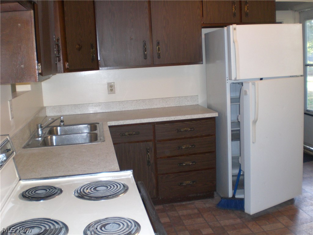 Brugman Sub - Residential Income