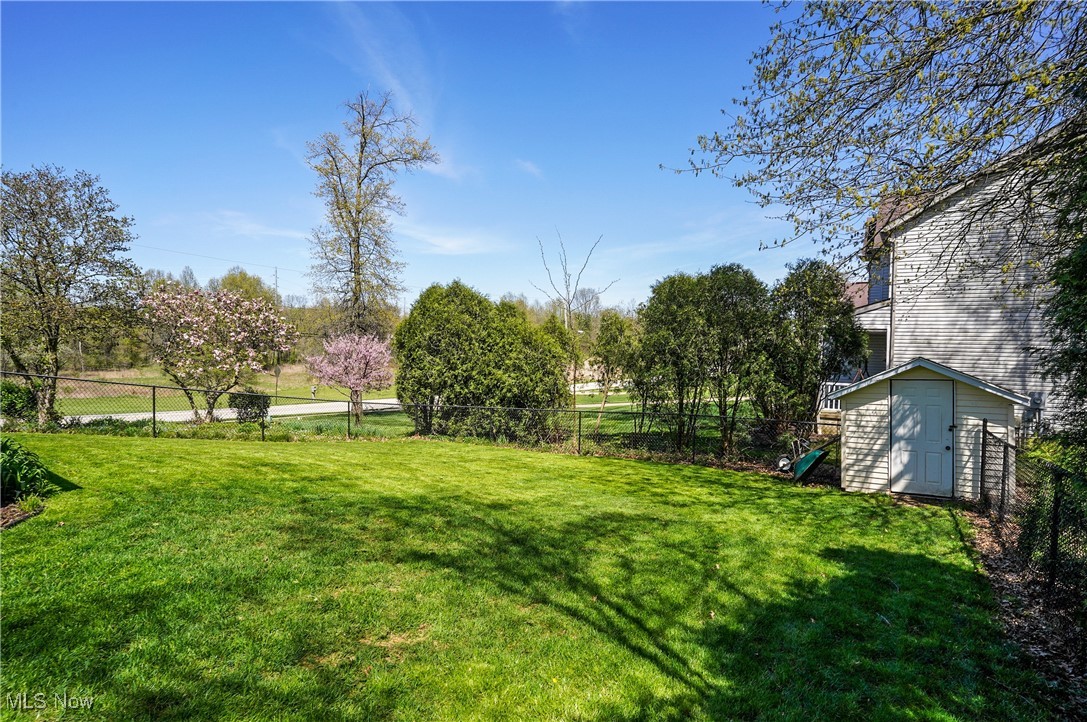803 Collins Pond Drive, Ravenna, Ohio image 43