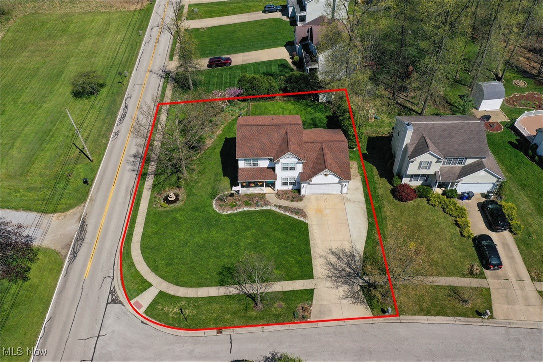 803 Collins Pond Drive, Ravenna, Ohio image 4