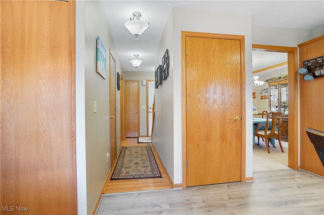 803 Collins Pond Drive, Ravenna, Ohio image 30