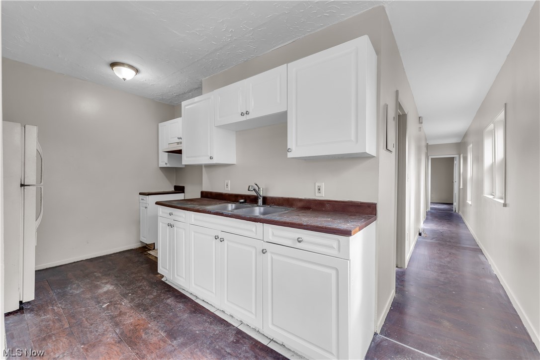 Garfield Blvd - Residential Lease