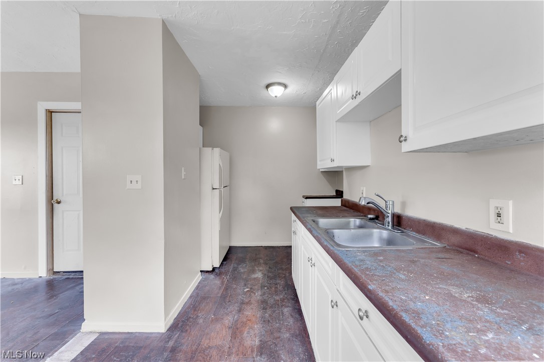 Garfield Blvd - Residential Lease