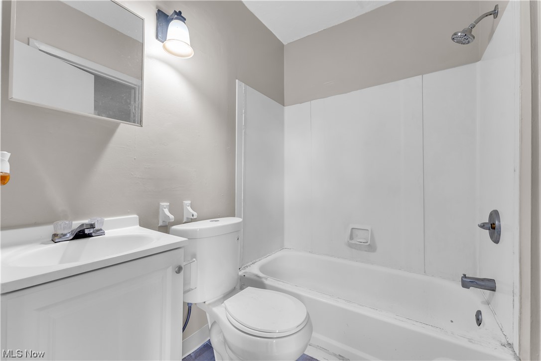 Garfield Blvd - Residential Lease