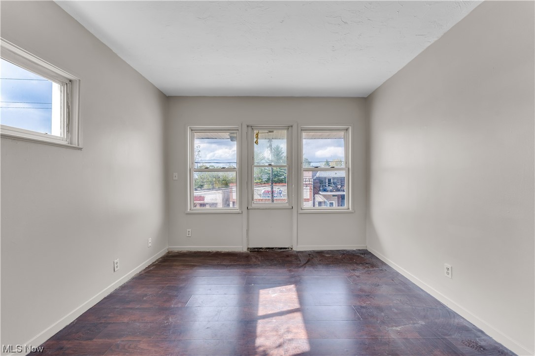 Garfield Blvd - Residential Lease