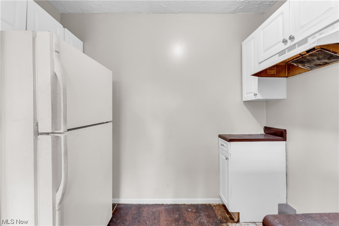 Garfield Blvd - Residential Lease