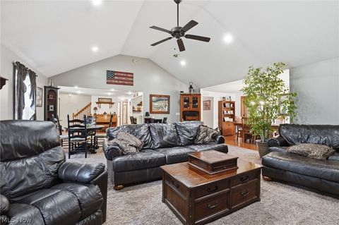 Tiny photo for 175 Henn Hyde Road NE, Howland, OH 44484 (MLS # 5210586)