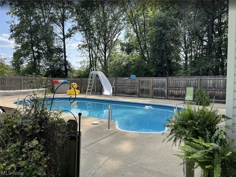 Tiny photo for 175 Henn Hyde Road NE, Howland, OH 44484 (MLS # 5210586)