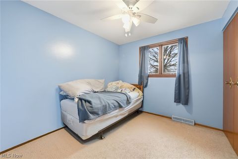 Tiny photo for 13442 Havendale Drive, Brook Park, OH 44142 (MLS # 5182124)