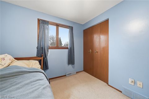 Tiny photo for 13442 Havendale Drive, Brook Park, OH 44142 (MLS # 5182124)