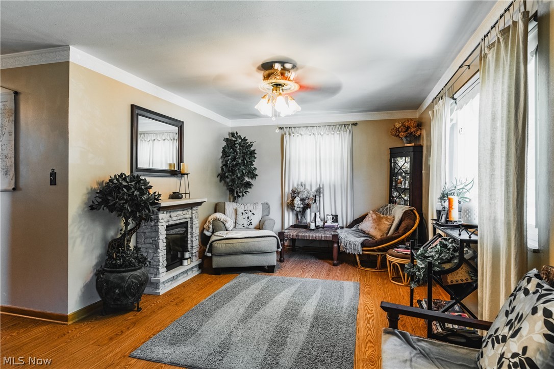 E Vienna Heights Adn - Residential