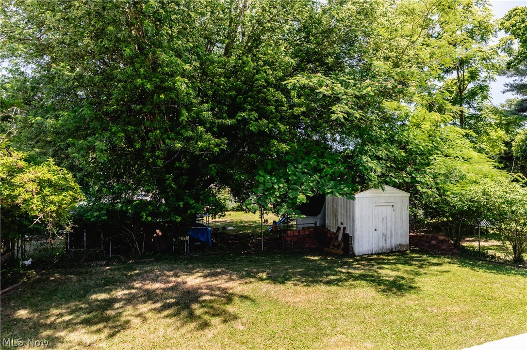 E Vienna Heights Adn - Residential