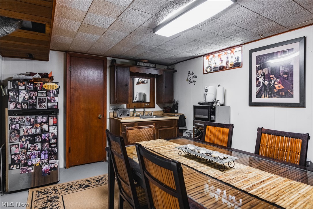 E Vienna Heights Adn - Residential