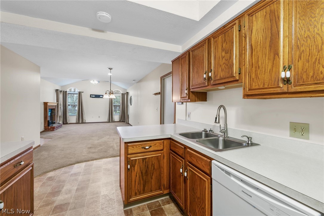 Hunters Chase Condo - Residential