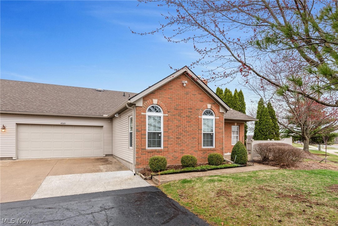 Hunters Chase Condo - Residential