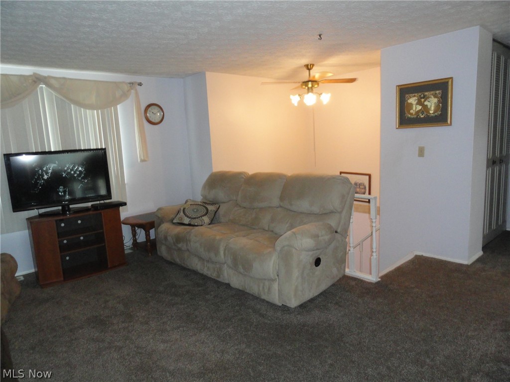 Oakhurst Manor - Residential