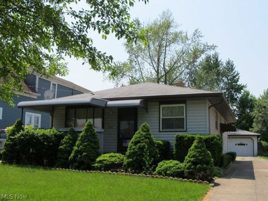 Lovely 3 bedroom, 1.1 bath ranch with a fully fenced yard.  Featuring an eat-in kitchen with all appliances, dining & living rooms, and hardwood flooring throughout the 1st floor.  Completing this offering is a full basement, newer central air, and a 2 1/2 car detached garage.  Don't miss out!