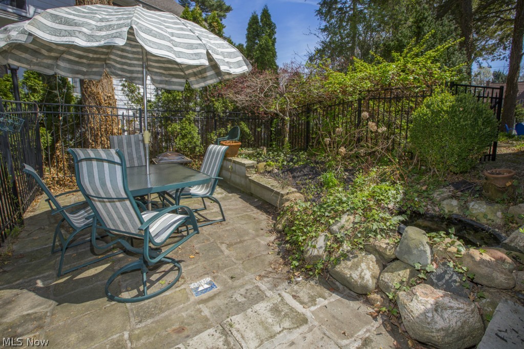 Beach Cliff - Residential