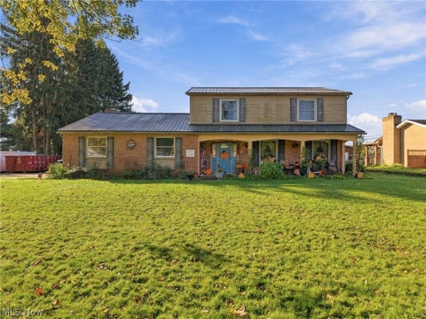 Photo of 2644 Gladiola Street NE, Canton, OH 44705 (MLS # 5255557)