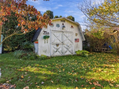 Tiny photo for 2644 Gladiola Street NE, Canton, OH 44705 (MLS # 5255557)