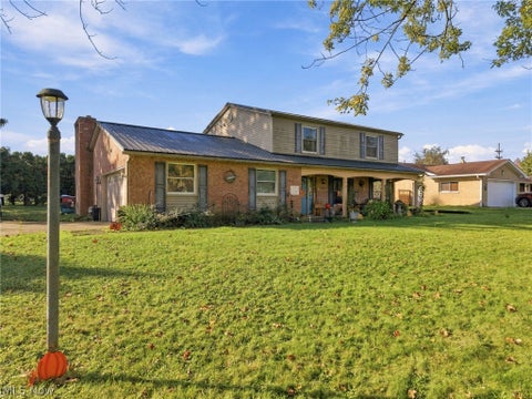 Tiny photo for 2644 Gladiola Street NE, Canton, OH 44705 (MLS # 5255557)