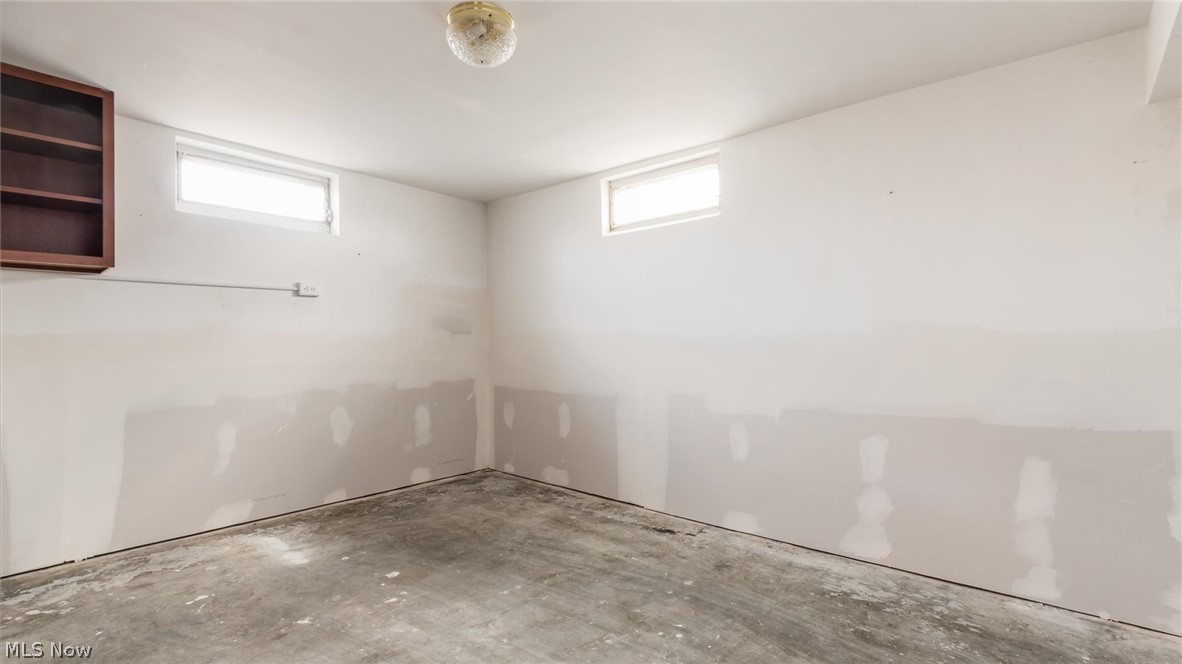 Dillon Falls Drive - Residential