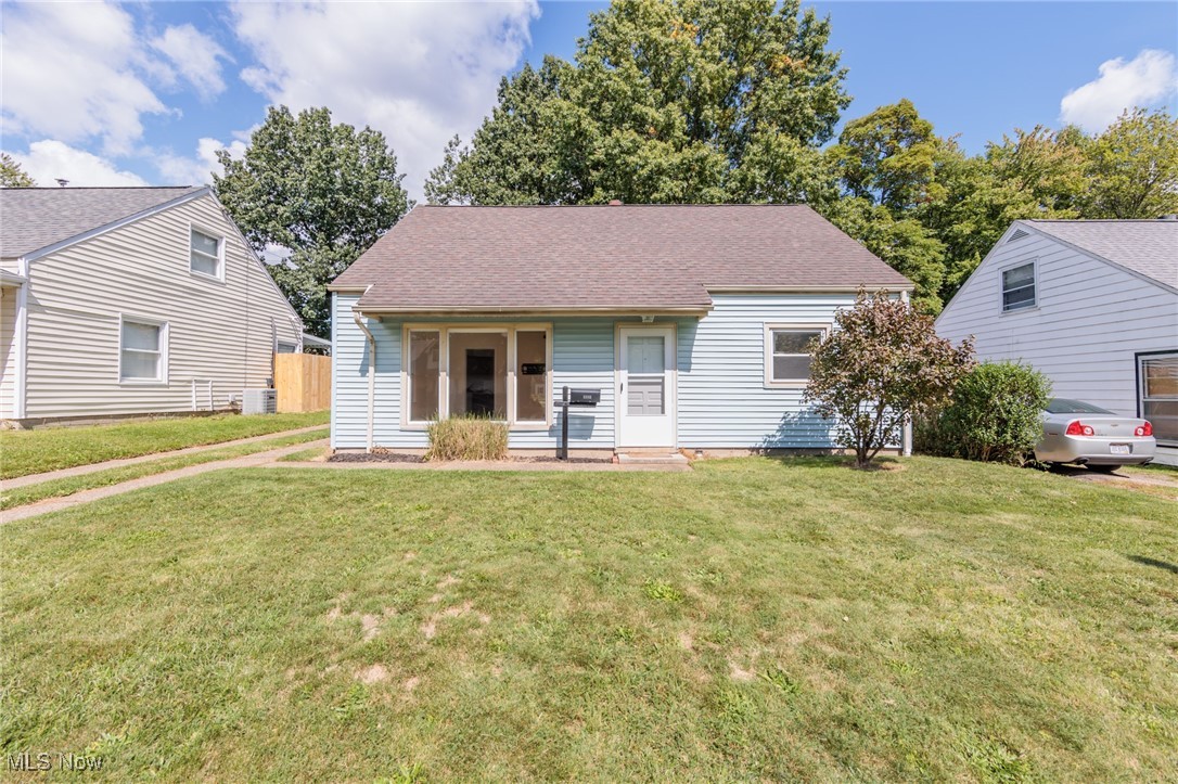Welcome to this charming Cape Cod-style home that offers modern comfort in Cuyahoga Falls. There are four spacious bedrooms and two fullbathrooms, rare for this style home in Cuyahoga Falls. Inside, the layout is cozy and efficient, with an open living area, a well-appointed kitchen, and plenty of natural light. The living room has a large window to allow the natural light to shine on the beautiful floors. The master suite is located upstairs featuring an en suite bathroom. This home embodies a timeless appeal, perfect for peaceful suburban retreat, in the heart of Cuyahoga Falls, it is located to shopping, restaurants and the expressway. Call today for your private showing, this home won't last.
