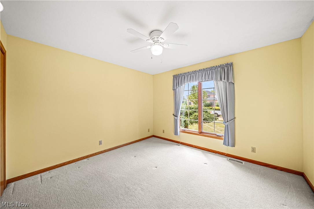 Crest & Vly 03 - Residential