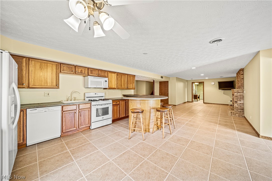 Crest & Vly 03 - Residential