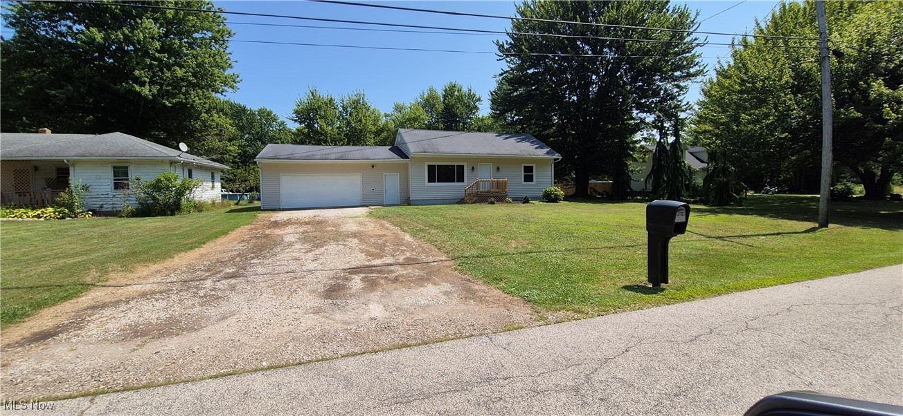 Welcome home to this beautifully remodeled ranch home in Saybrook Township. Inviting wood floors in the living room and bedrooms. Updated vinyl flooring in the bath and kitchen. Freshly painted throughout to offer a neutral palette to work from. New oven and fridge. Fantastic bonus room that can be used as additional entertaining space, office or sunroom. Full basement with sump pump.
Minutes from Historic Bridge Street, Walnut Beach, the library, pickleball courts and marinas.