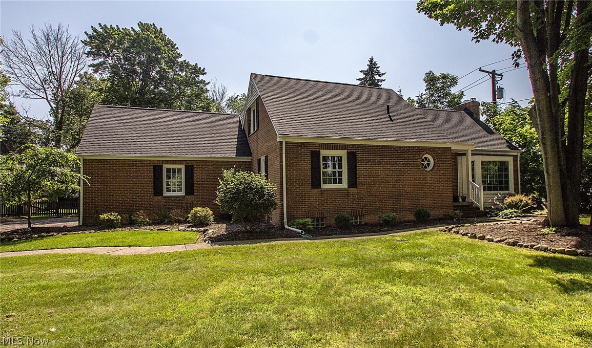 Beautiful Hudson Cape! Located on S. Main you are conveniently located to the heart of Hudson. Enjoy a short bike ride or walk to all the restaurants and shops in downtown Hudson. This home features 3 bedrooms, 3 full baths, a finished basement and fenced in back yard. The kitchen has been updated with granite counter tops, subway tile back splash and stainless steel appliances. The neutral paint colors and the hardwood floors throughout the home are in fantastic condition adding charm in each room. Call for your private showing today.