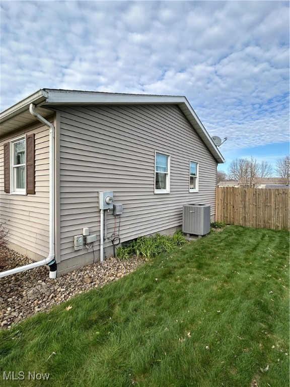1706 Hearthside Drive, Salem, Ohio image 22