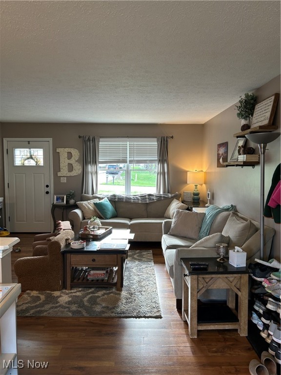 1706 Hearthside Drive, Salem, Ohio image 5