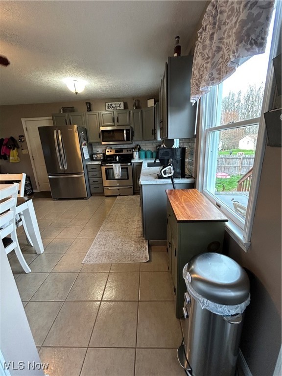 1706 Hearthside Drive, Salem, Ohio image 7