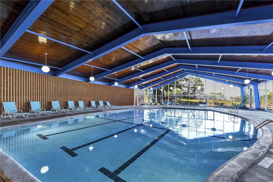 12700 Lake Avenue #704, Lakewood, Ohio image 24
