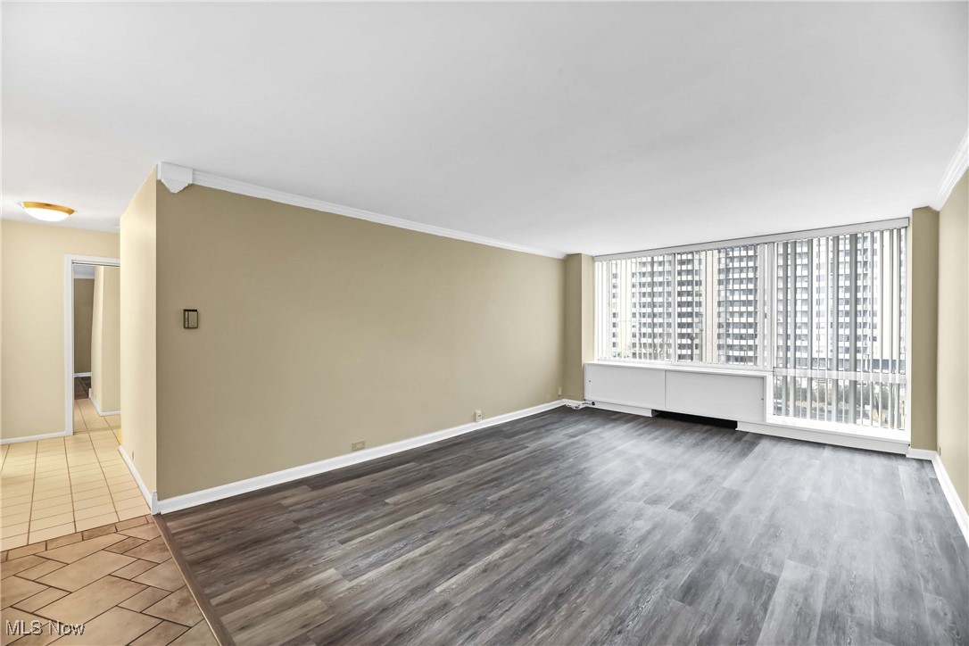 12700 Lake Avenue #704, Lakewood, Ohio image 9