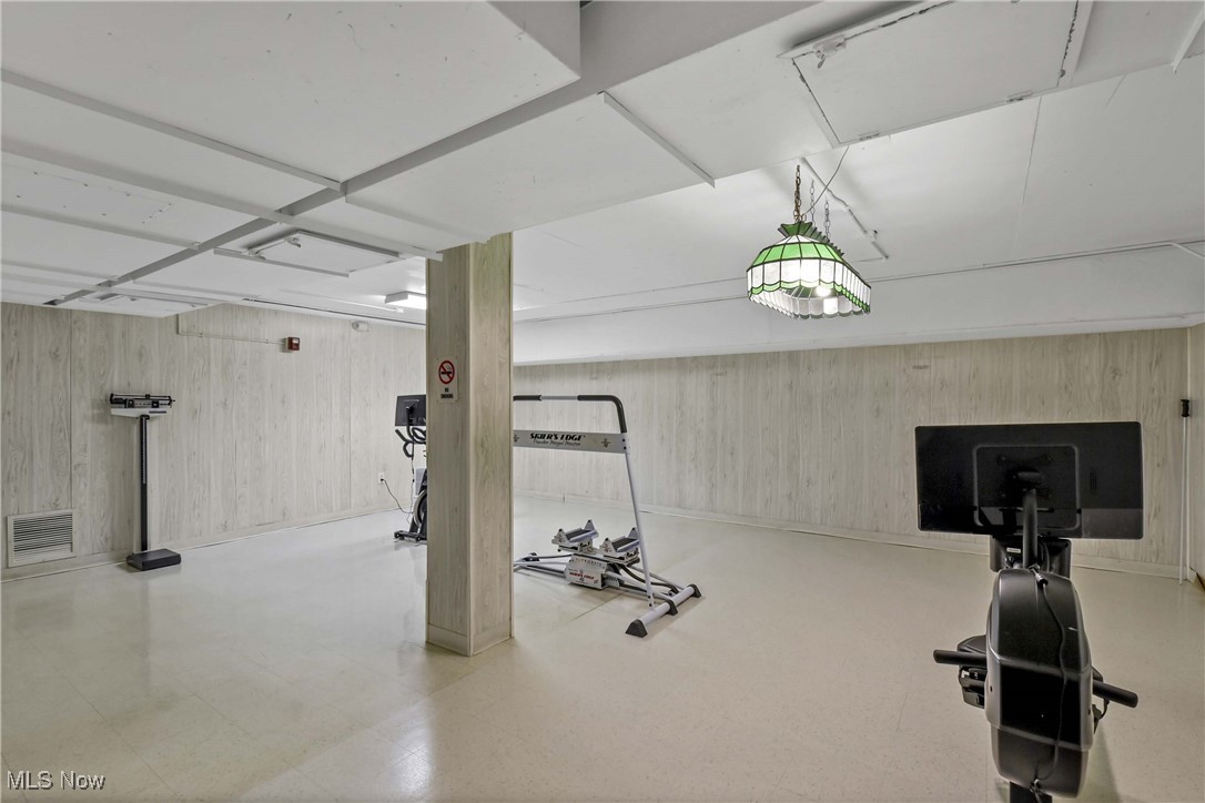 12700 Lake Avenue #704, Lakewood, Ohio image 22