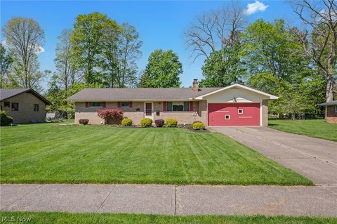 Homes For Sale - 5108 Evergreen Drive<br/> North Olmsted, OH 44070
