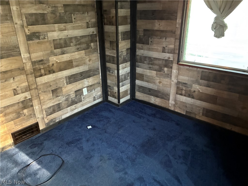 Earls - Residential