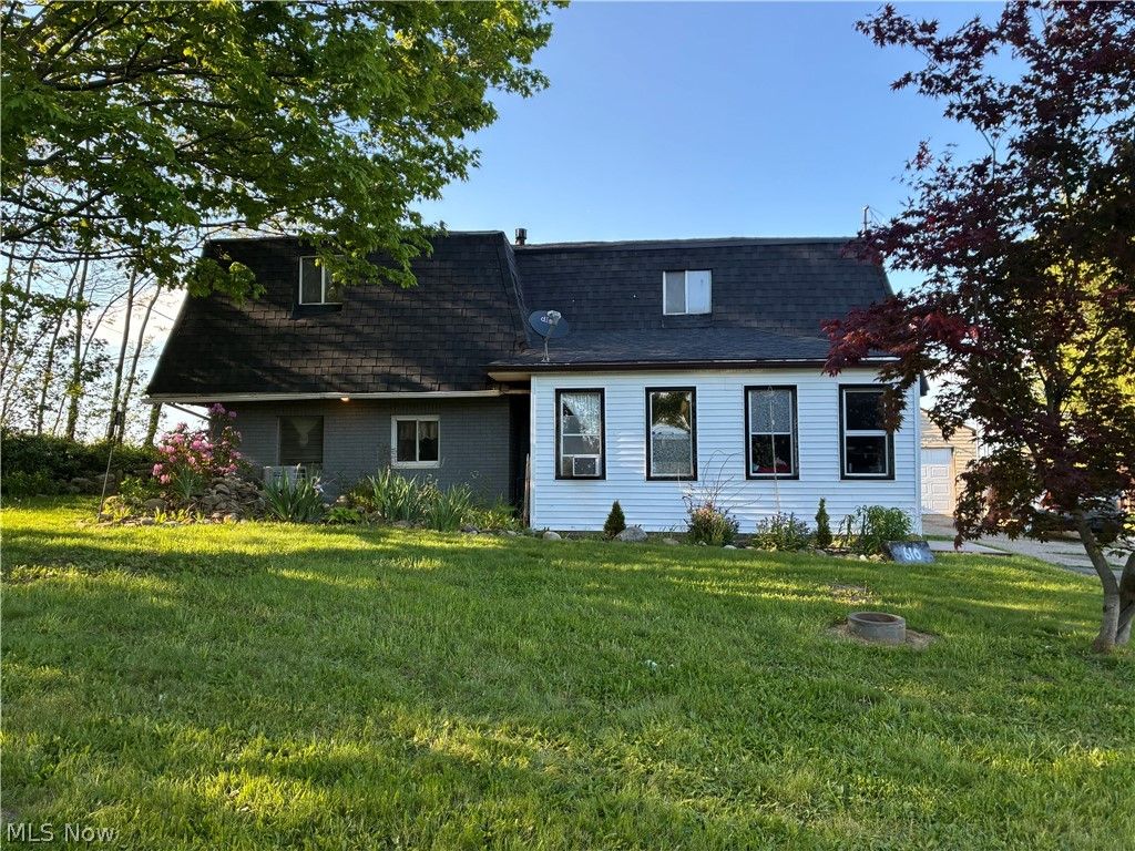 Photo of 610 Orrville Street NW, Massillon, OH 44647 (MLS # 5209429)