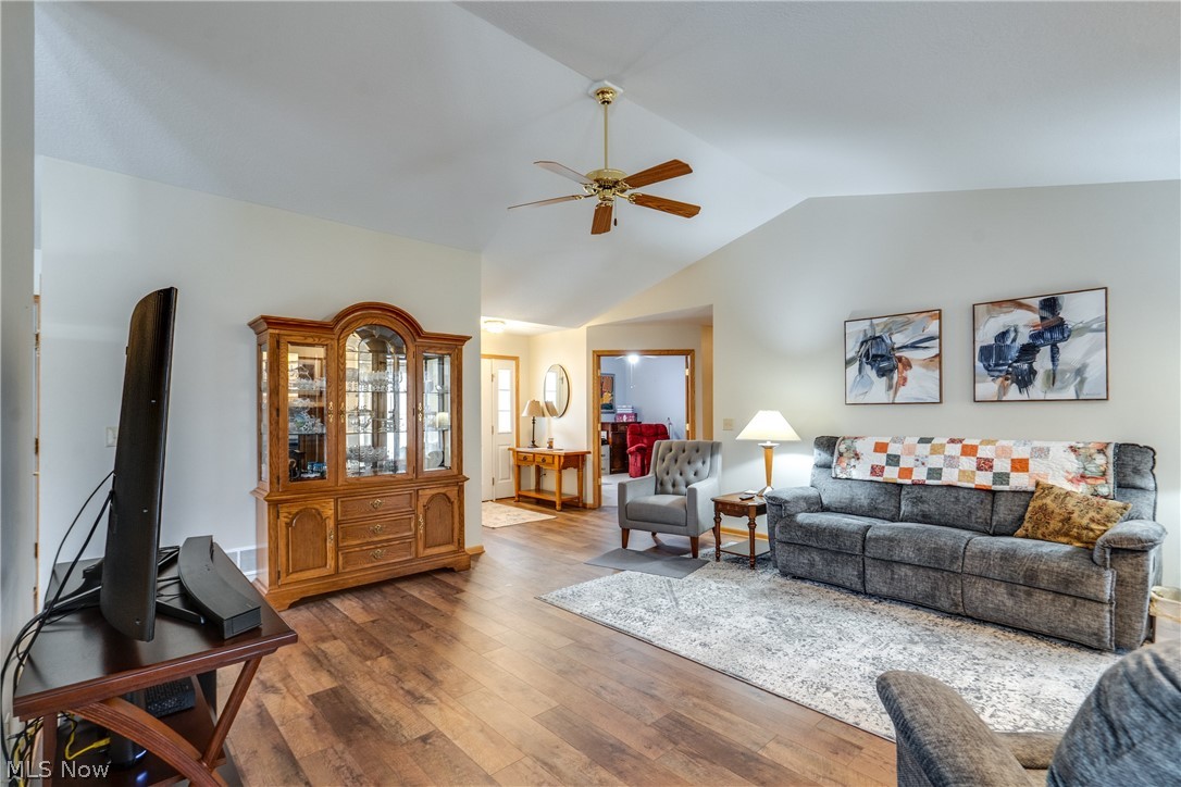 Glenbrook Village Ph I - Residential