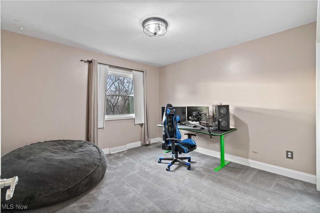 Nineteenth Green Allotment - Residential