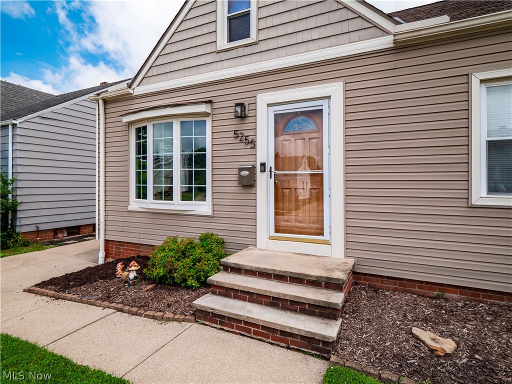 5255 W 46th Street