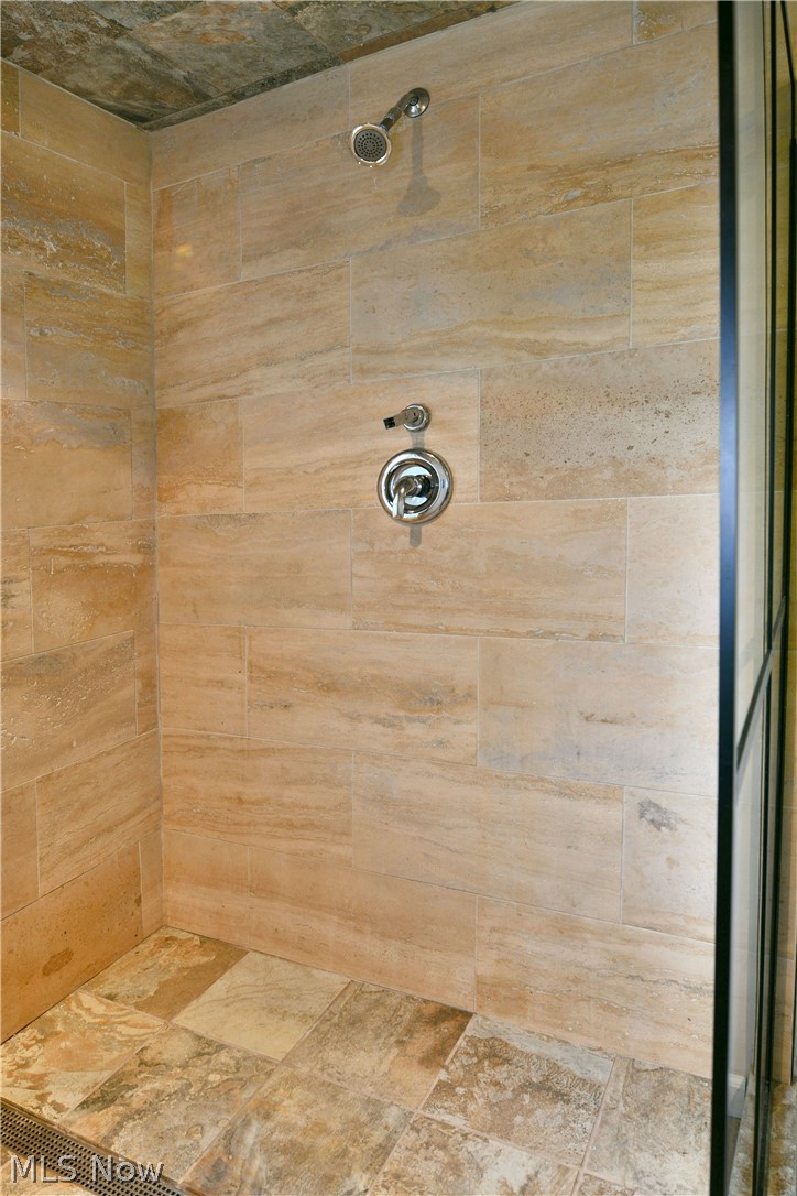 Part/Bazetta Townshp Sec 09 - Residential