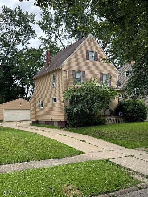 Homes For Sale - 1529 Beardsley Street<br/> Akron, OH 44301