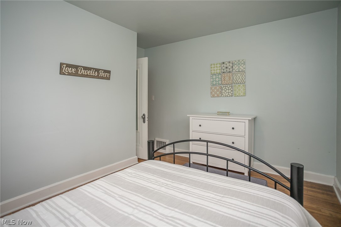 Shaker Lakes - Residential