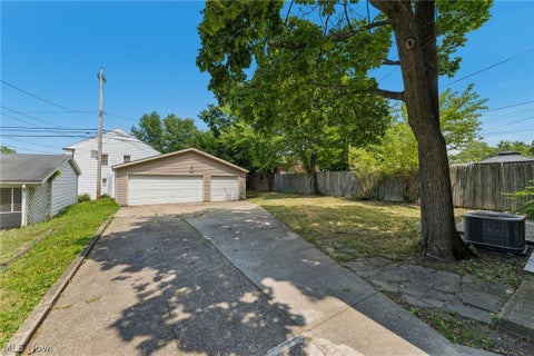 Tiny photo for 16809 Scottsdale Boulevard, Shaker Heights, OH 44120 (MLS # 5255785)