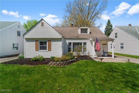 6954 Beresford Avenue, Parma Heights, OH 44130 - MLS#: 5117973