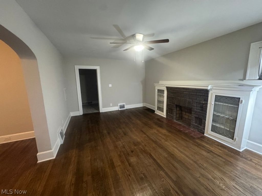 Photo of 3622 Shirley Road, Youngstown, OH 44502 (MLS # 5197072)